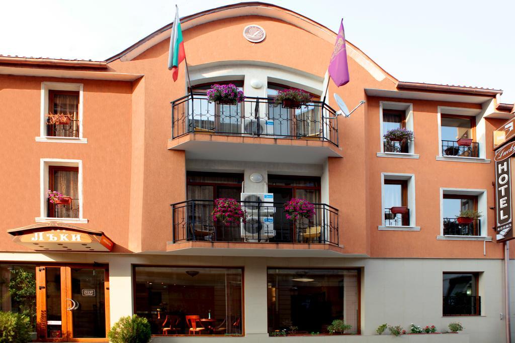 Lucky Hotel Weliko Tarnowo Exterior foto